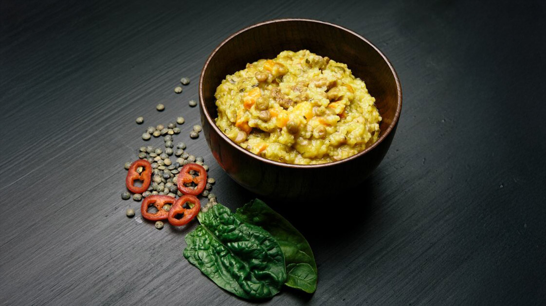 Liofilizat REAL Turmat - Kuskus z soczewicą i szpinakiem